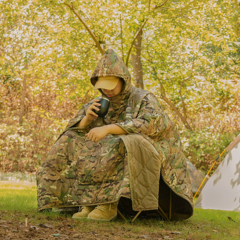 Outdoor Thermal Camouflage Sleeping Bag —— 78.7×59.1 inches